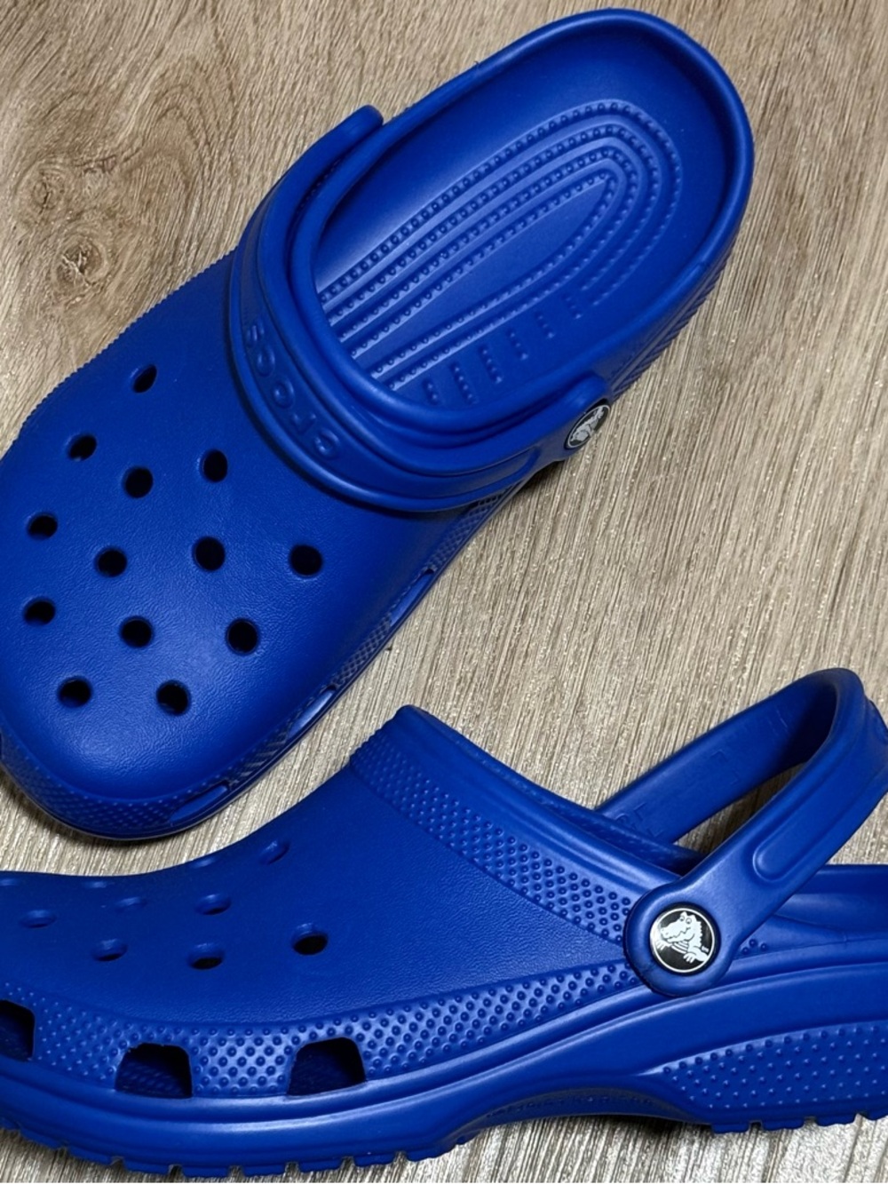 Crocs Classic Clog Blue Bolt Slip-on Shoes New